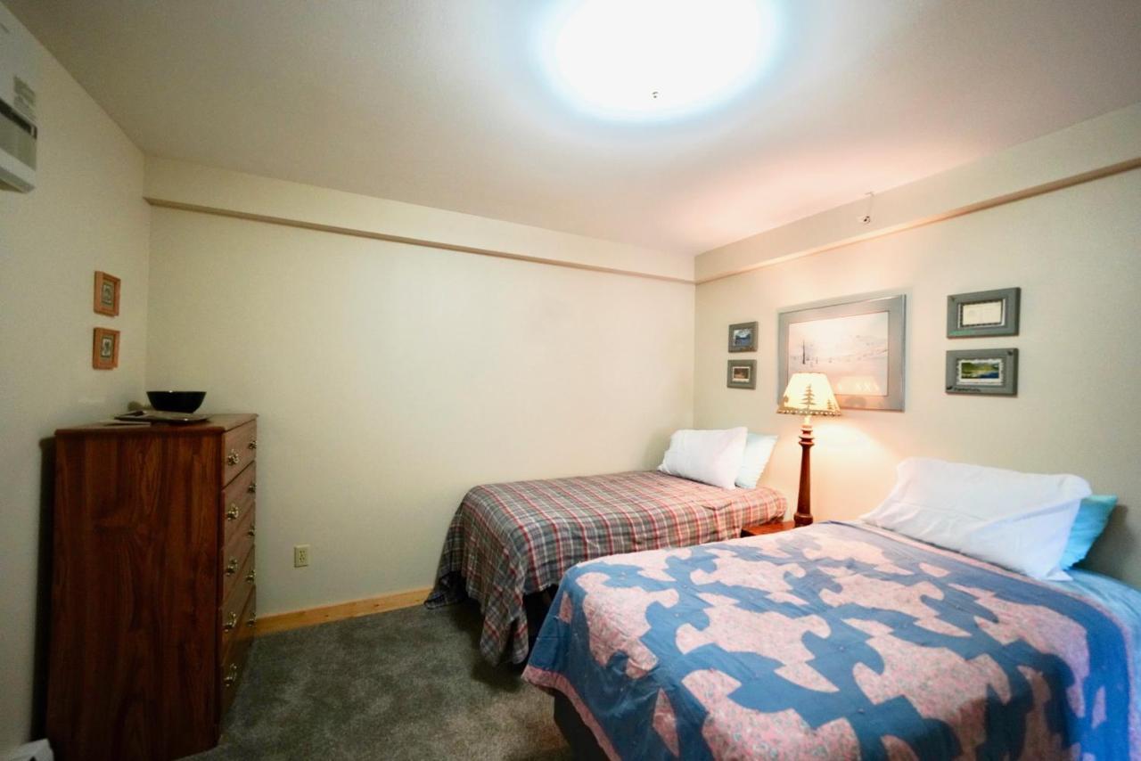 Flat Fish Lodge B&B And Event Center Homer Ngoại thất bức ảnh
