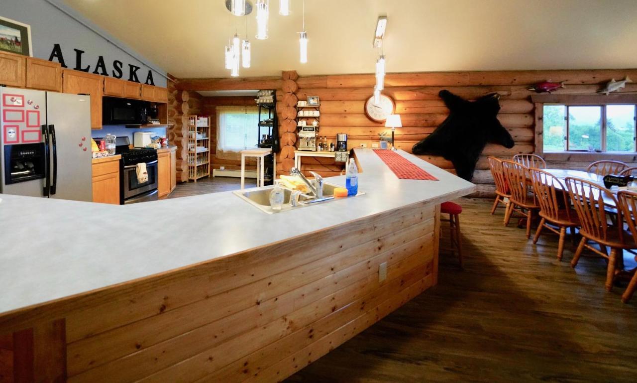 Flat Fish Lodge B&B And Event Center Homer Ngoại thất bức ảnh